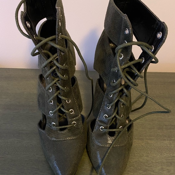 Brand New Olive Alligator Lace Up High Heel Boots - Picture 6 of 9